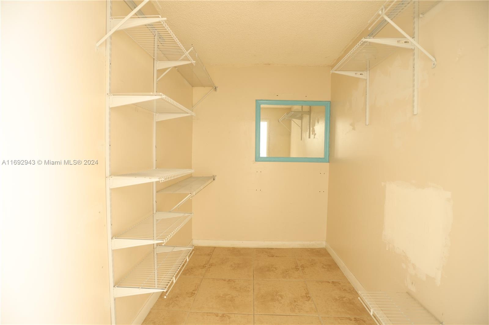 KENDALL HEIGHTS CONDO - Residential