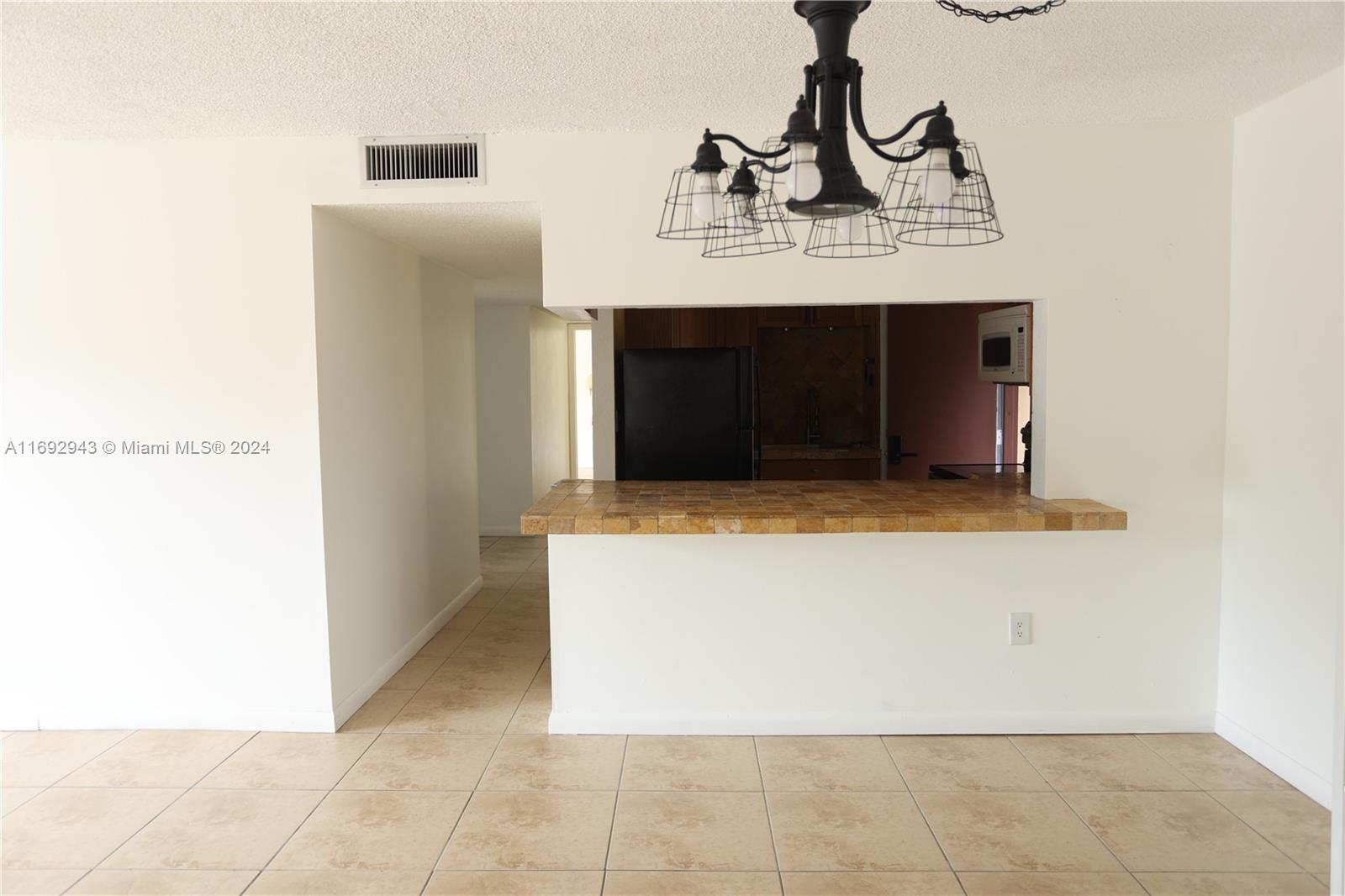 KENDALL HEIGHTS CONDO - Residential