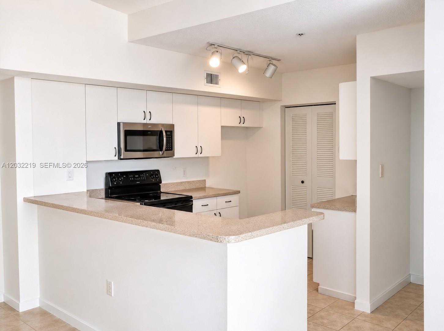 RIVIERA PALMS CONDO - Residential