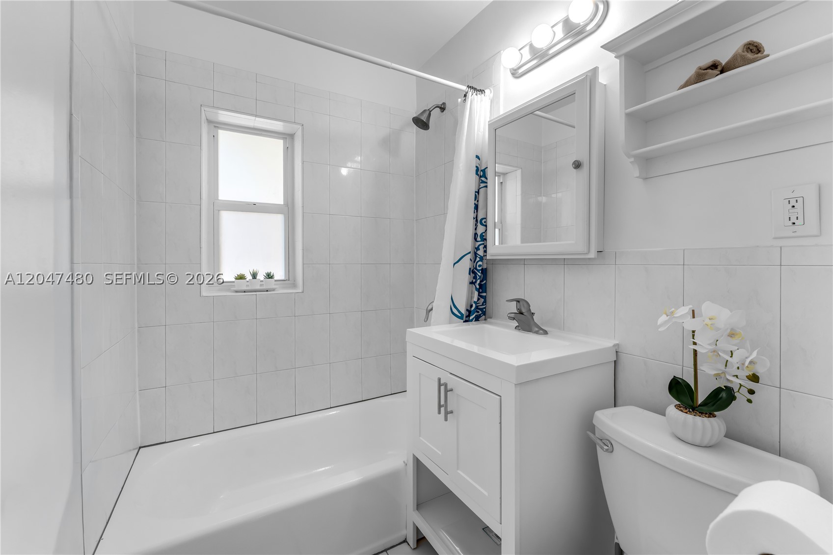 RIVIERA ESTATES 2ND ADDN - Residential Lease