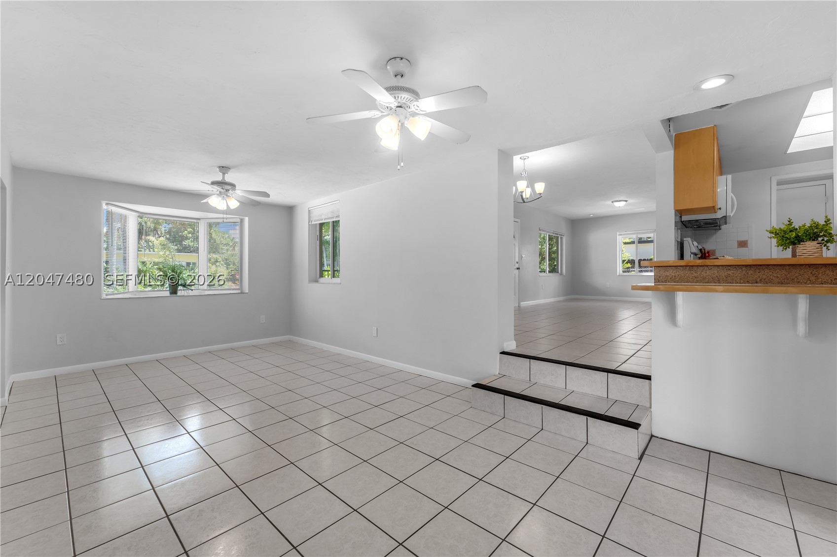 RIVIERA ESTATES 2ND ADDN - Residential Lease