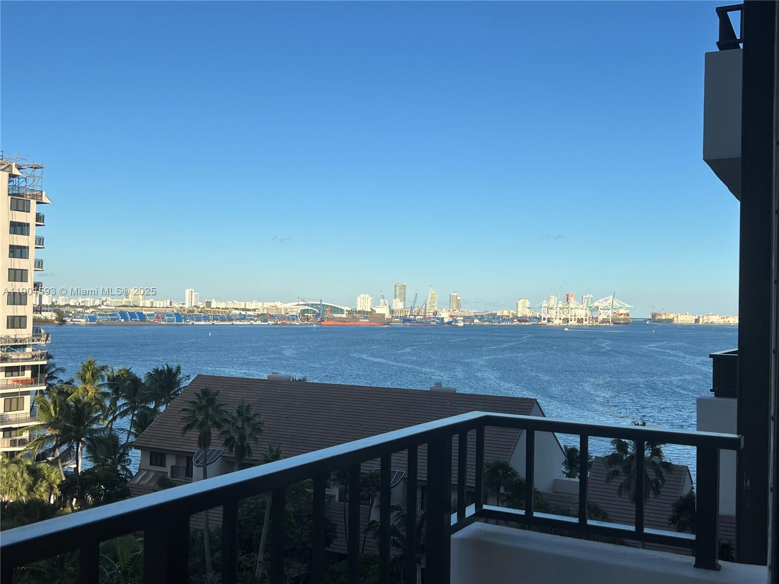 BRICKELL KEY ONE CONDO - Residential