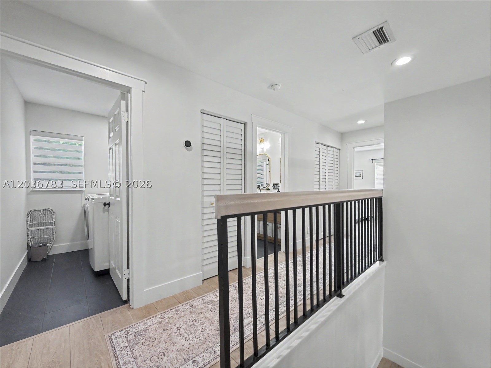 EMBASSY LAKES - Residential