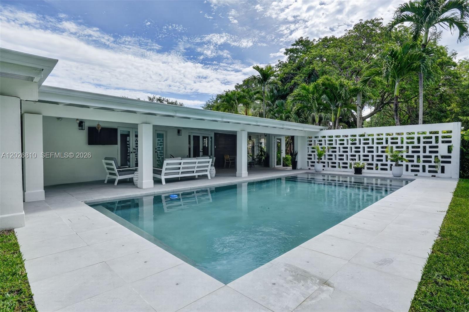 CHAPMAN GLEN - Residential