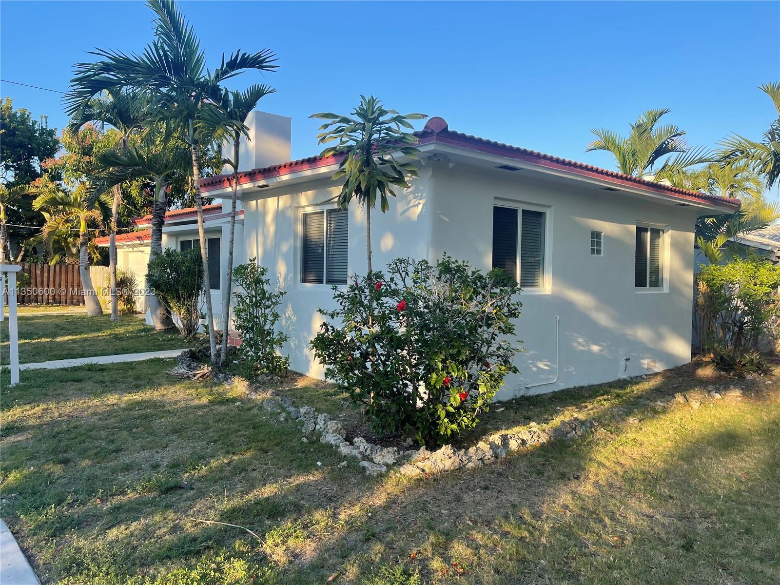 BRICKELL ESTATES - Residential Lease