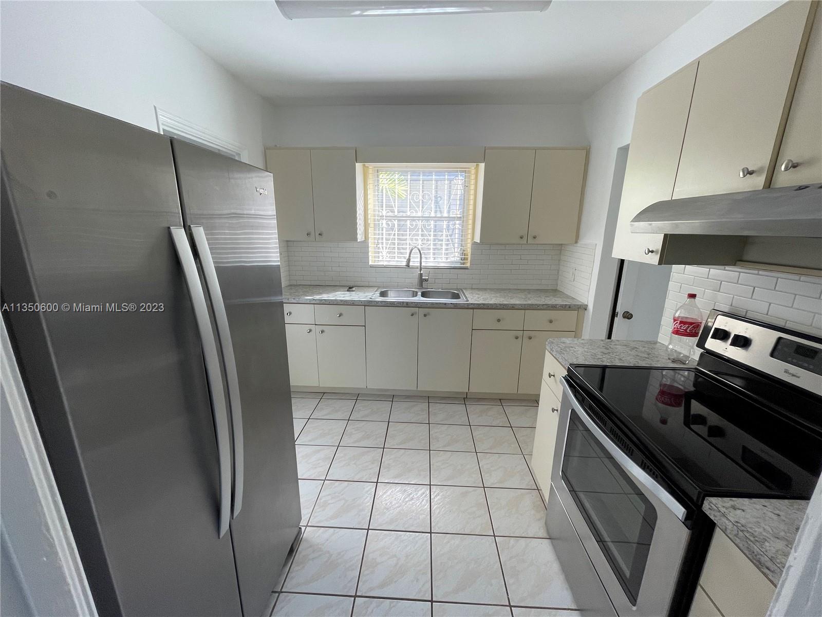 BRICKELL ESTATES - Residential Lease