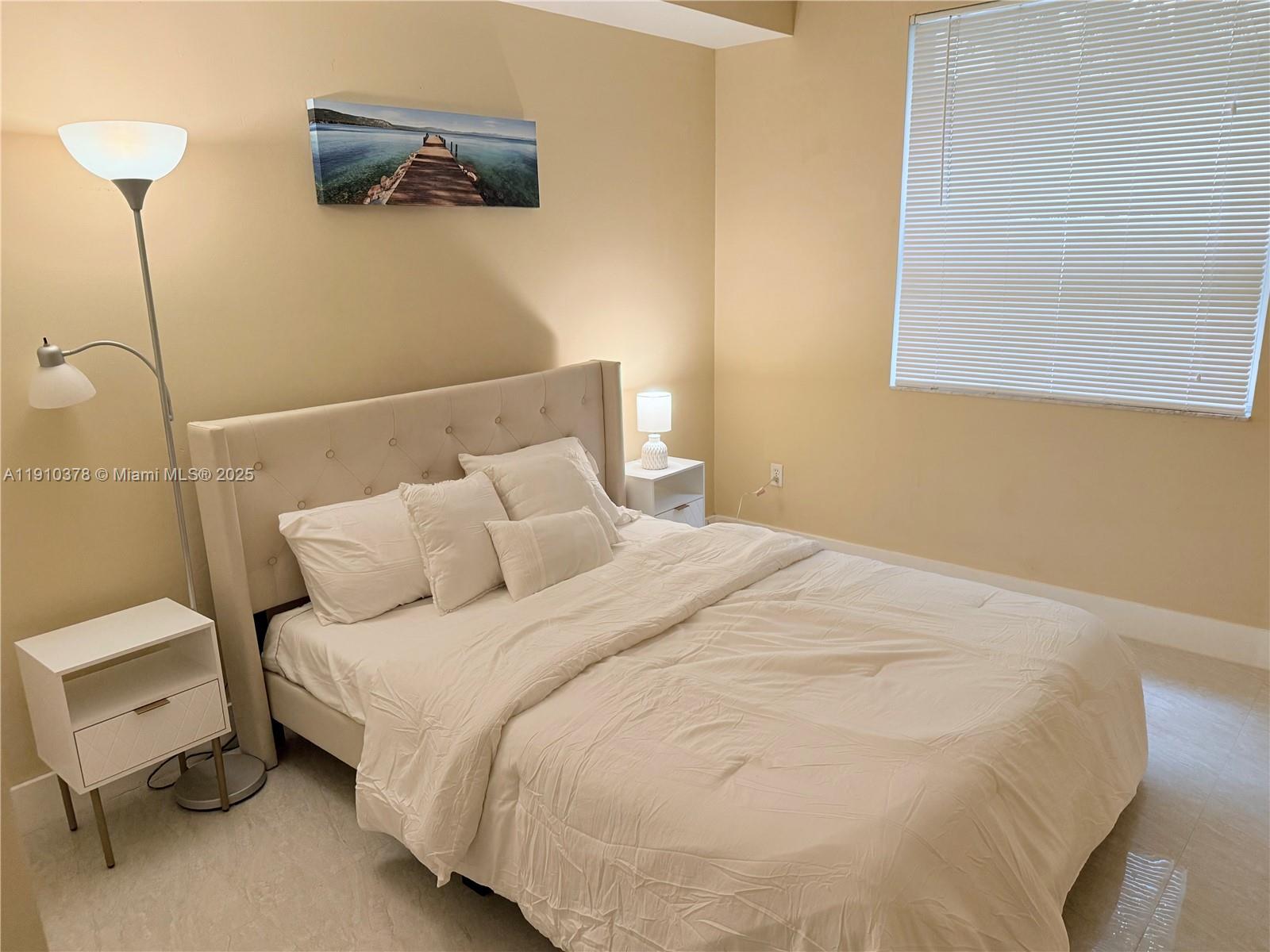 PORTO BELLAGIO CONDO - Residential