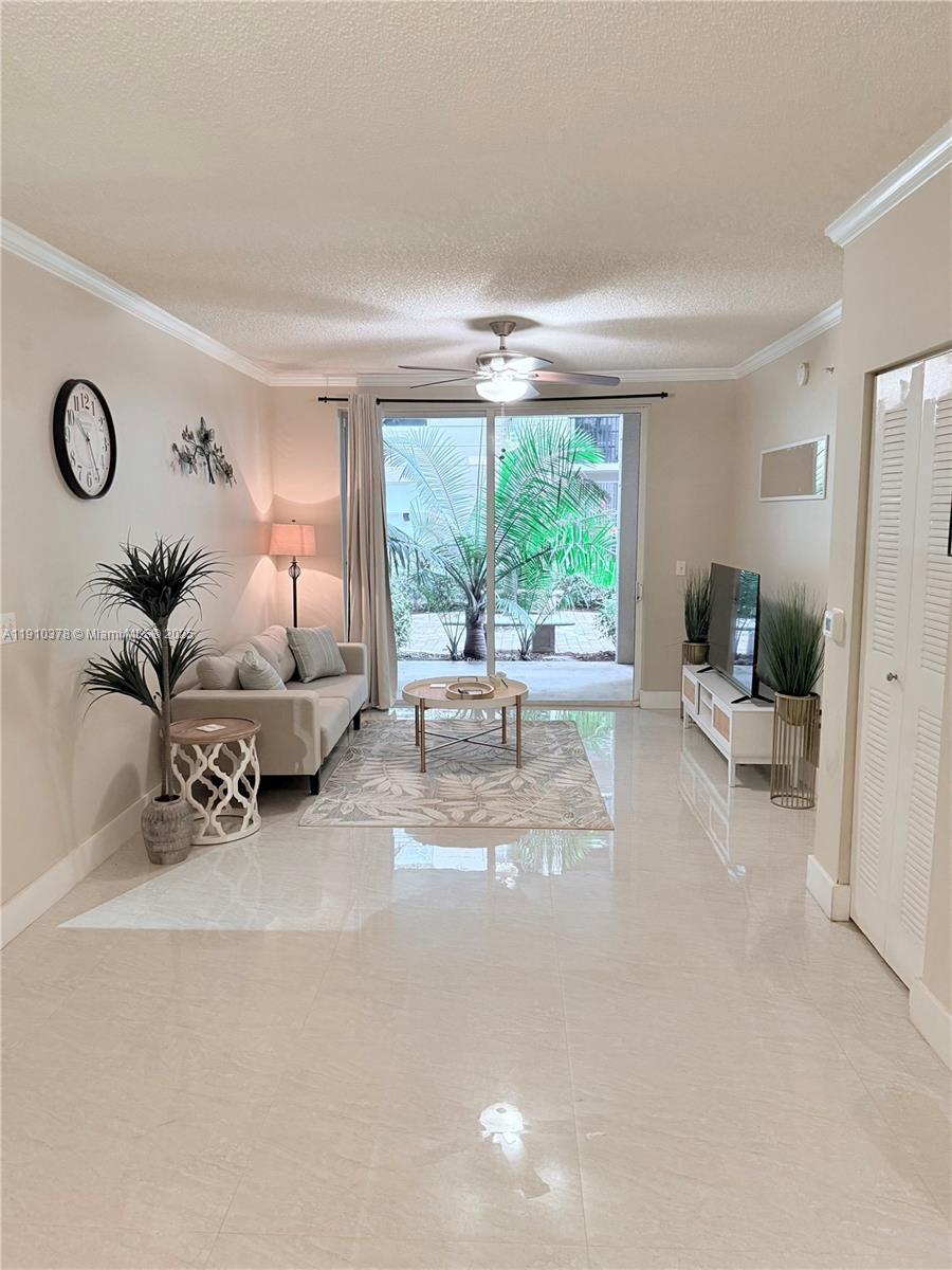 PORTO BELLAGIO CONDO - Residential