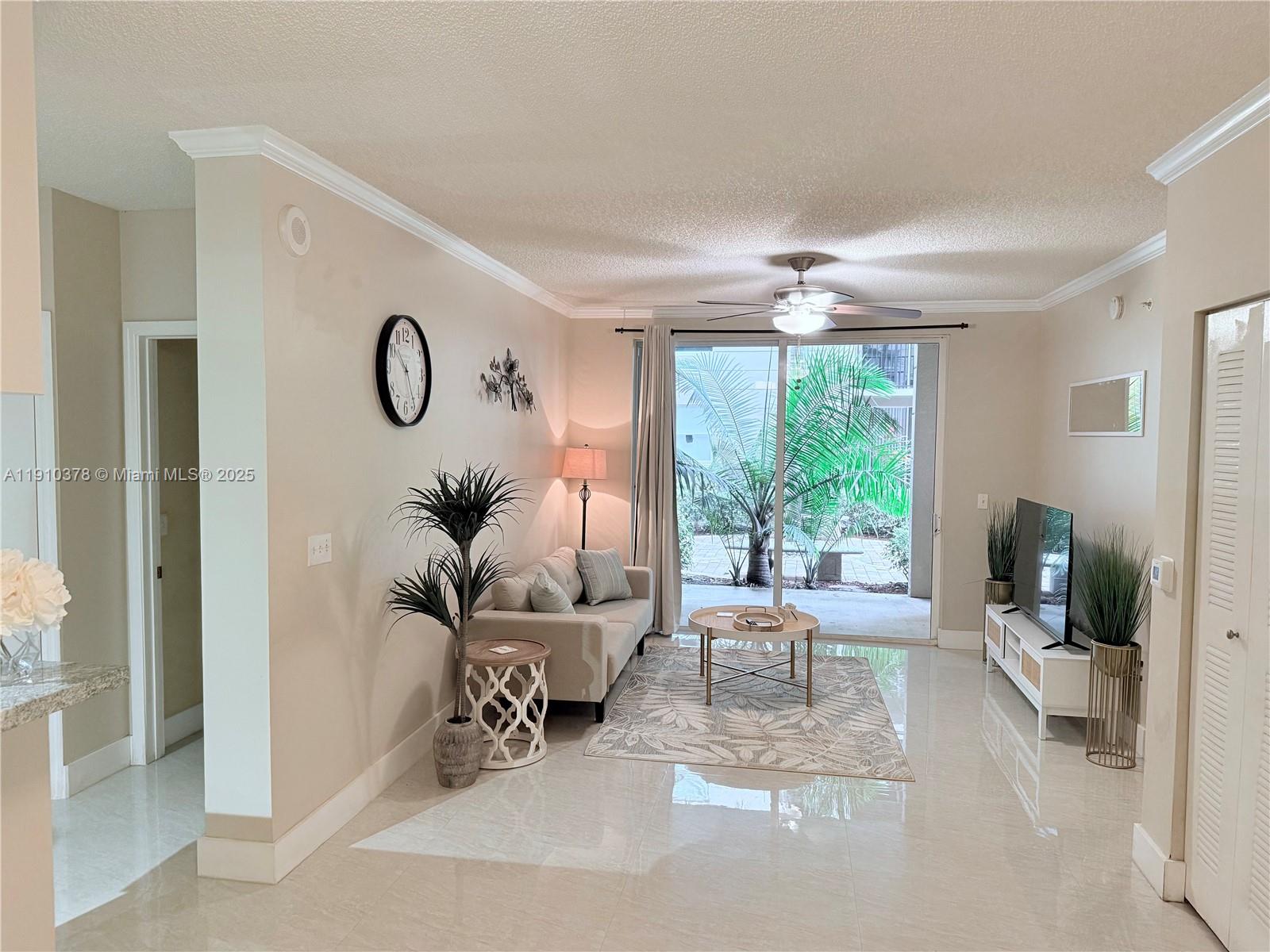 PORTO BELLAGIO CONDO - Residential