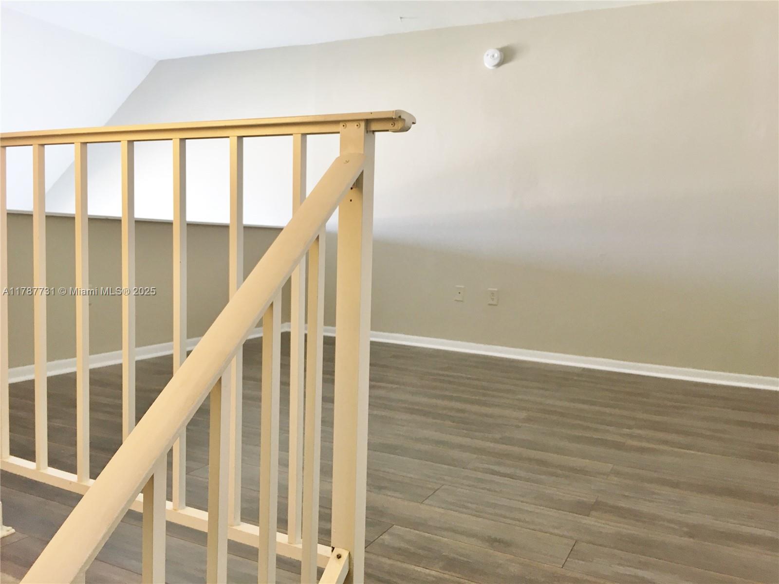DADELAND GROVE CONDO - Residential Lease