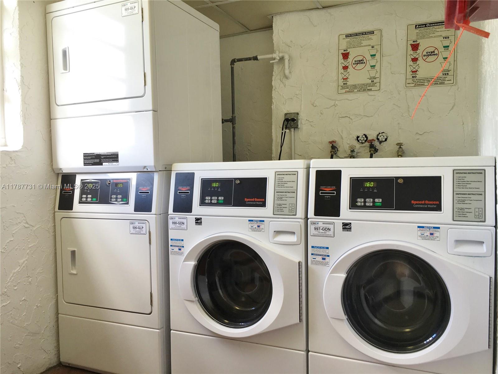 DADELAND GROVE CONDO - Residential Lease