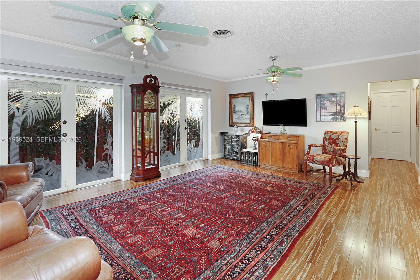 HOLLYWOOD - Residential