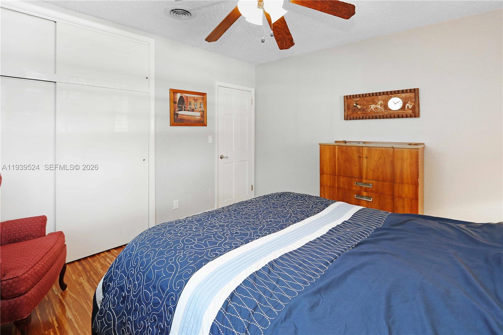 HOLLYWOOD - Residential