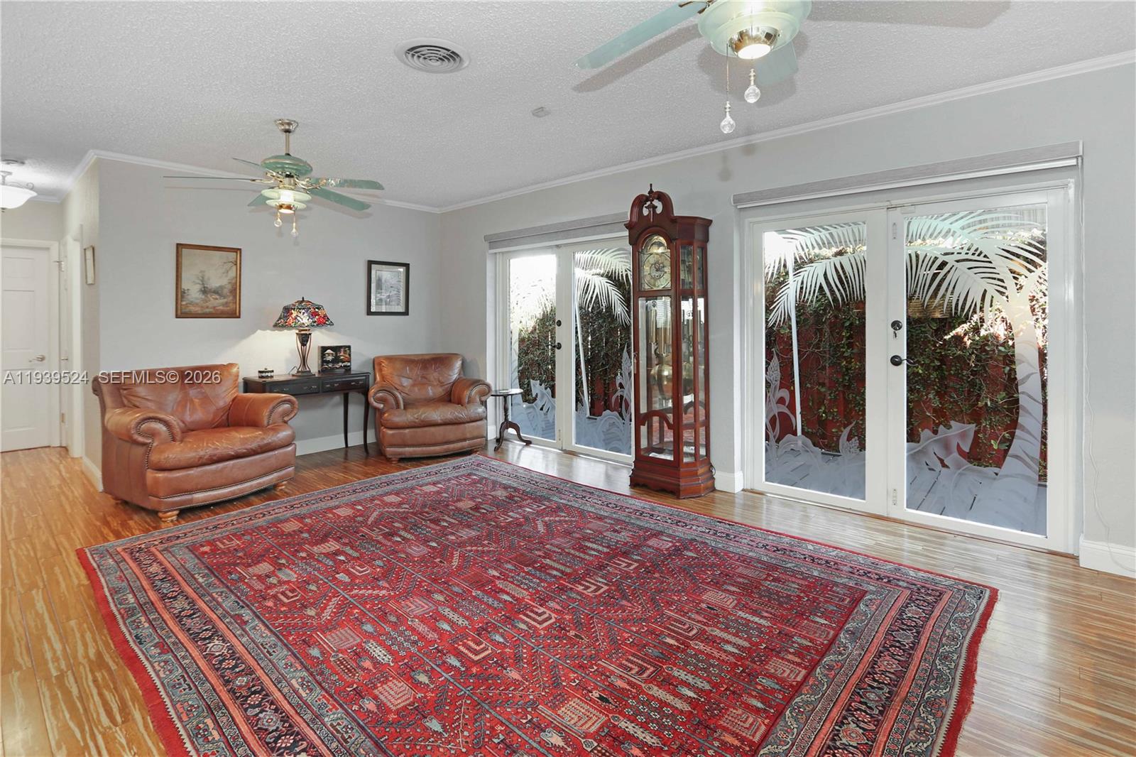 HOLLYWOOD - Residential