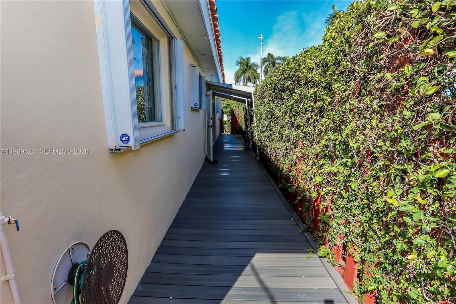 HOLLYWOOD - Residential