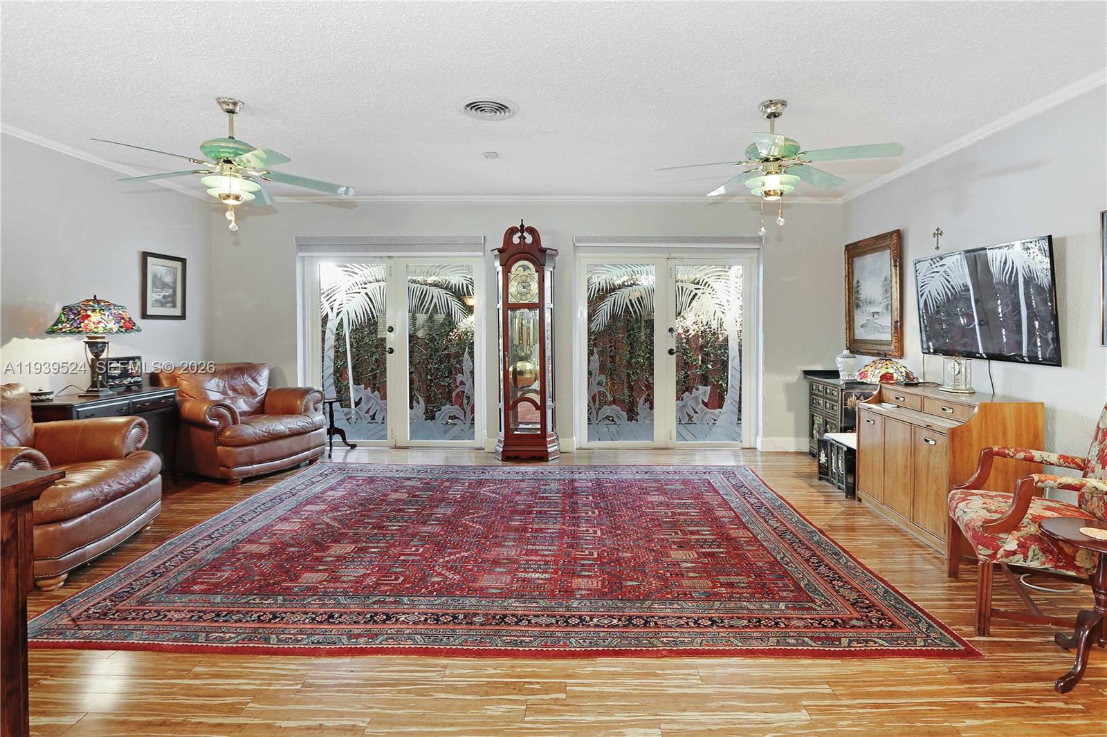 HOLLYWOOD - Residential