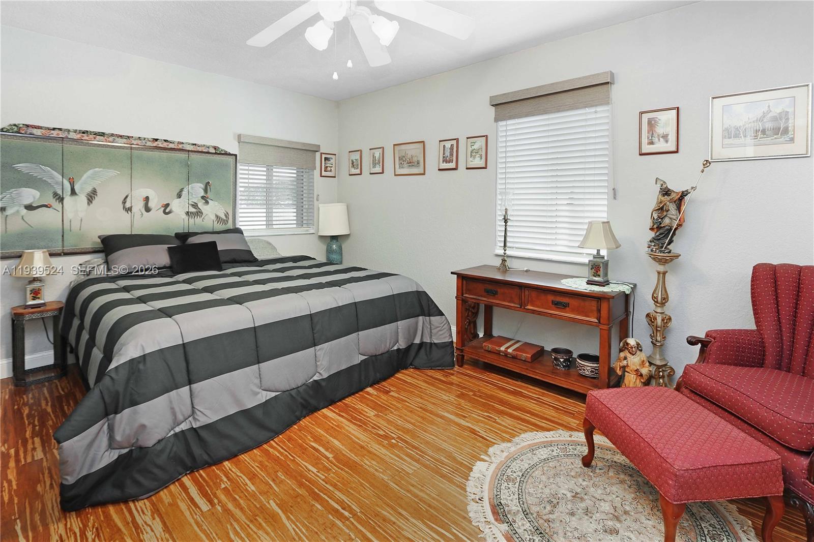 HOLLYWOOD - Residential
