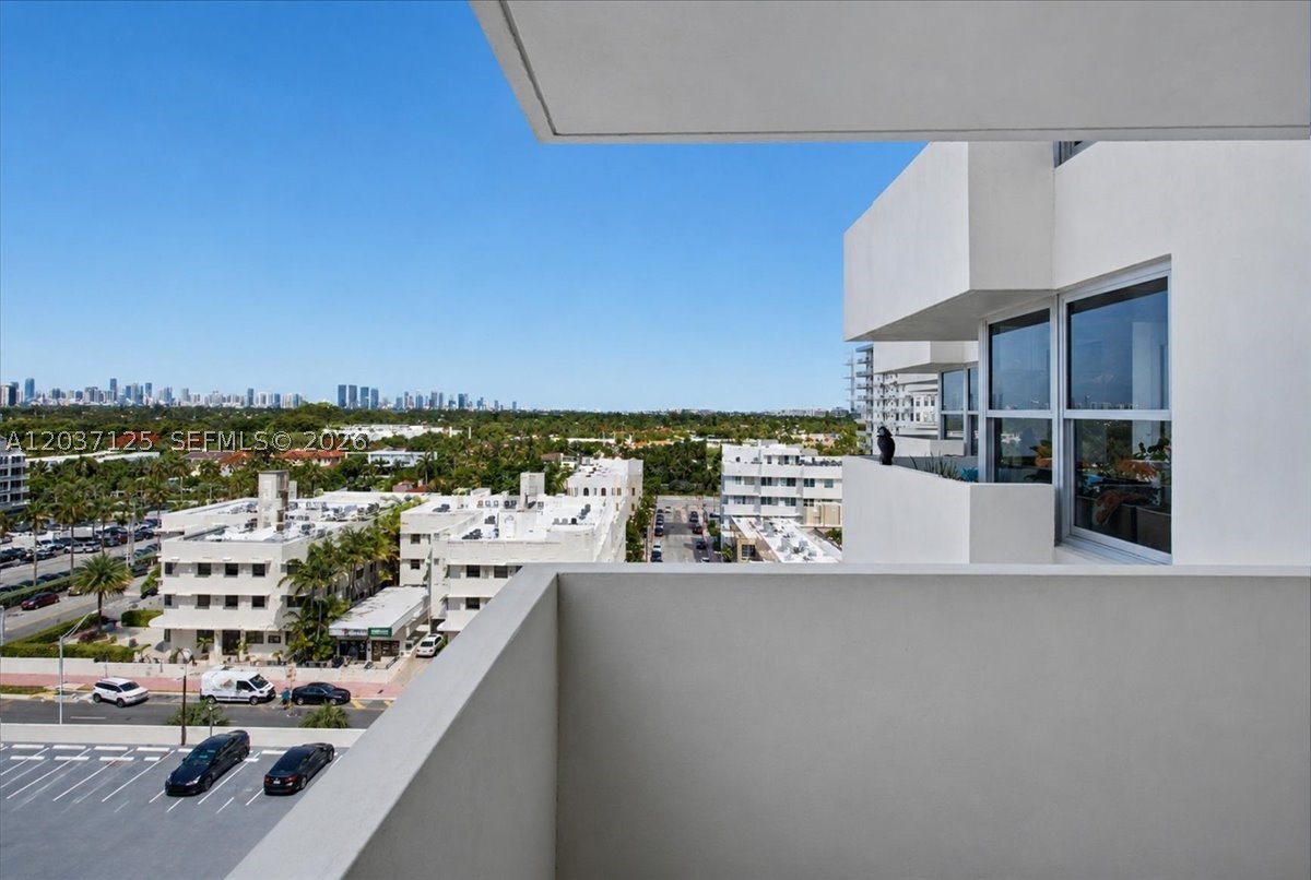 TRITON TOWER CONDO - Residential Lease