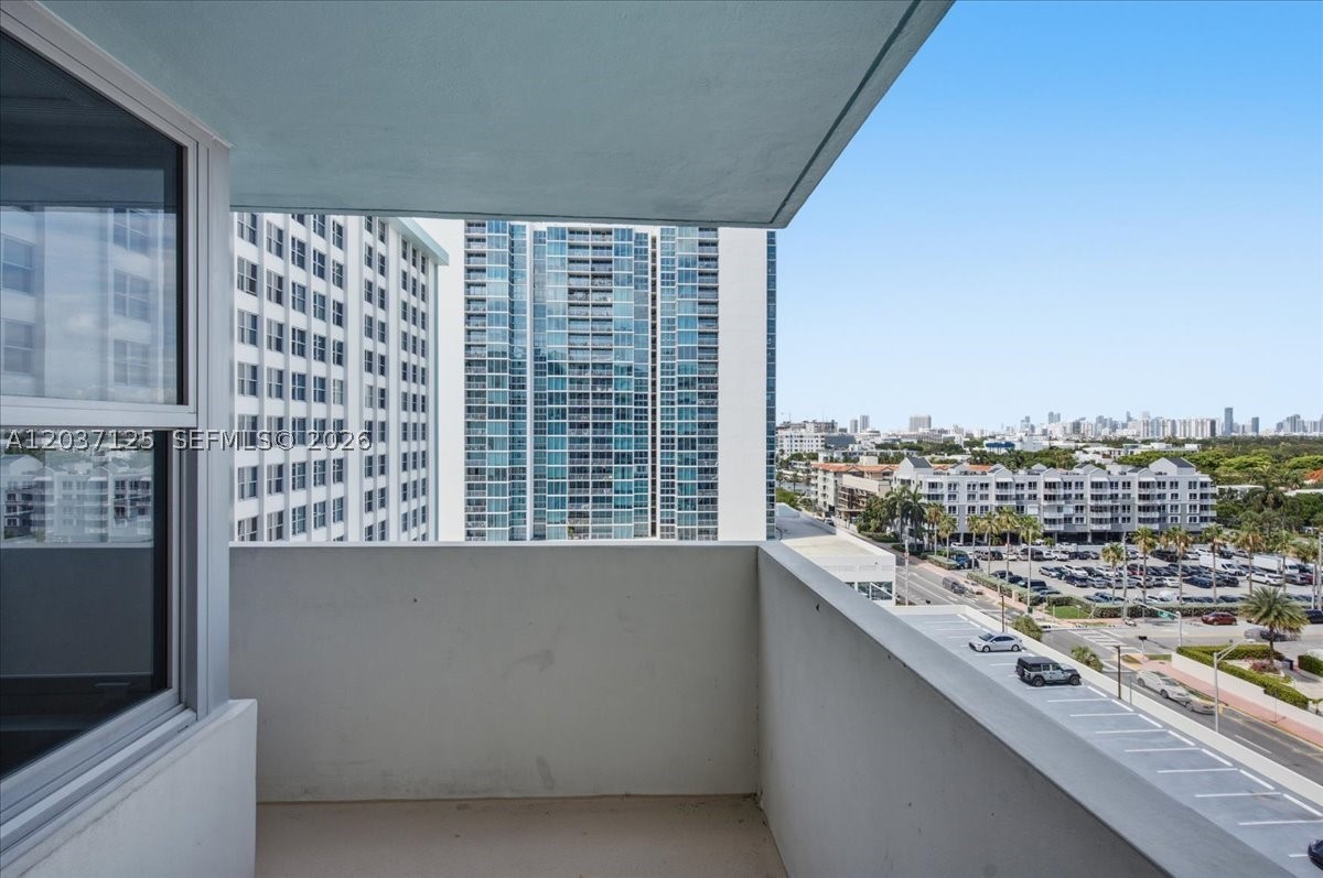 TRITON TOWER CONDO - Residential Lease