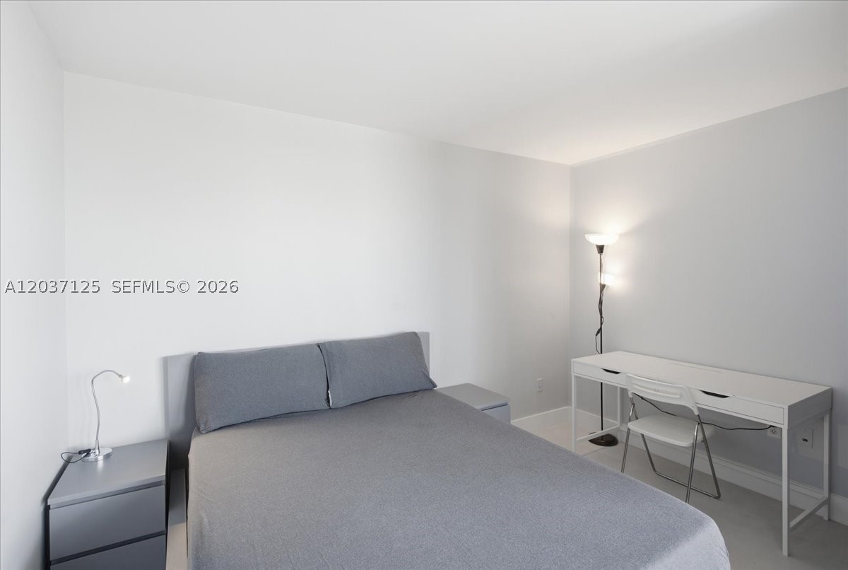 TRITON TOWER CONDO - Residential Lease