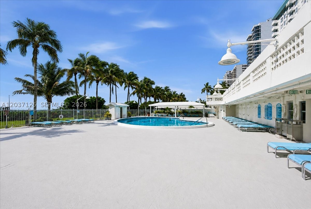 TRITON TOWER CONDO - Residential Lease