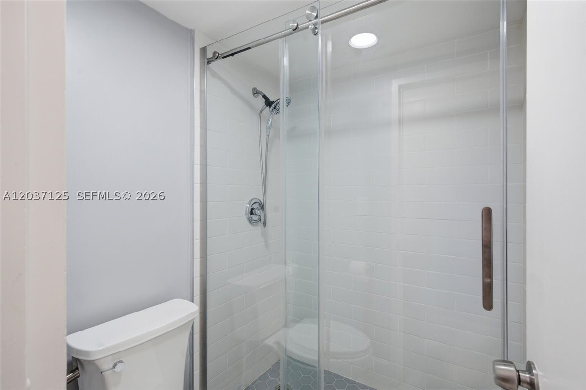 TRITON TOWER CONDO - Residential Lease
