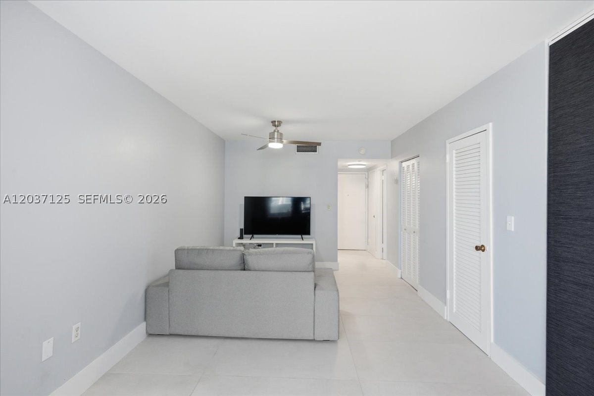 TRITON TOWER CONDO - Residential Lease