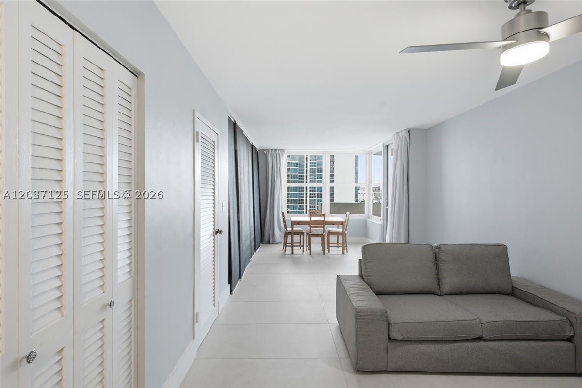 TRITON TOWER CONDO - Residential Lease
