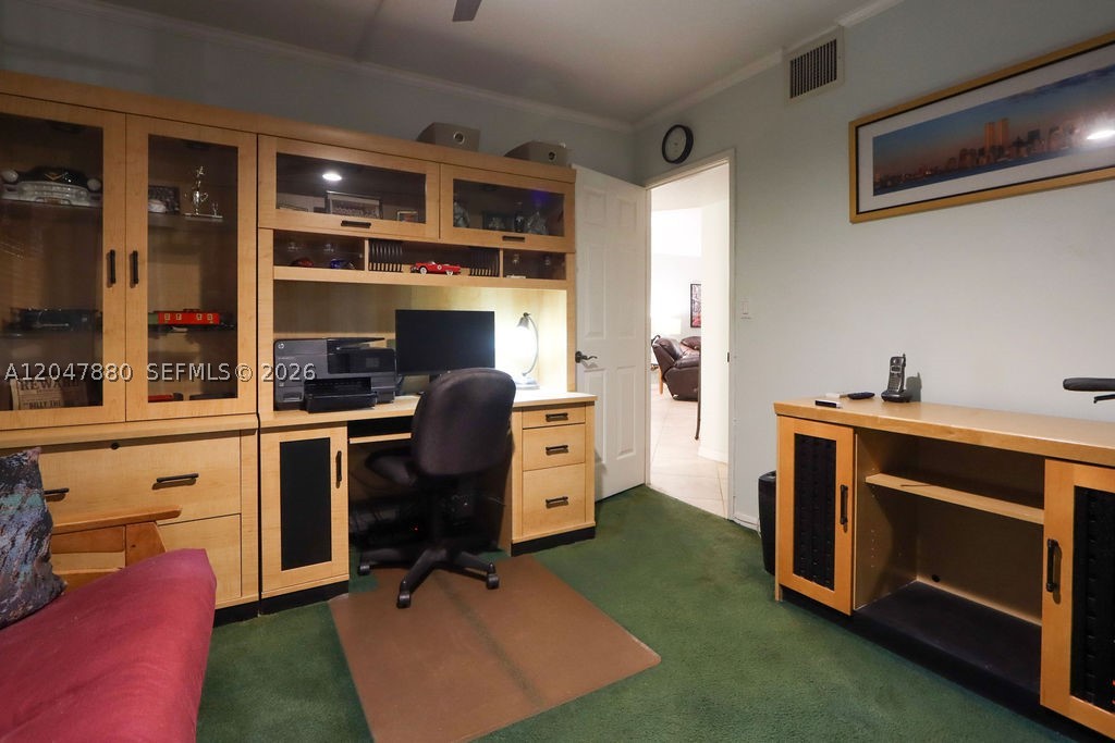 BRIARWOOD CLUB CONDO 3 - Residential