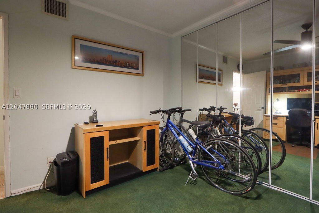 BRIARWOOD CLUB CONDO 3 - Residential