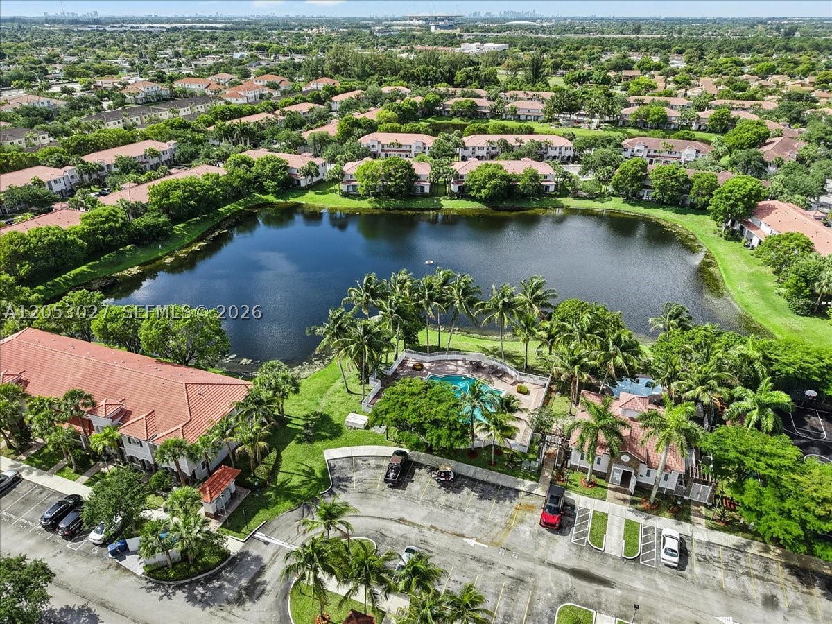 TUSCANY NO 3 CONDO - Residential