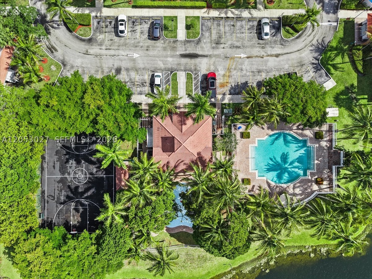 TUSCANY NO 3 CONDO - Residential
