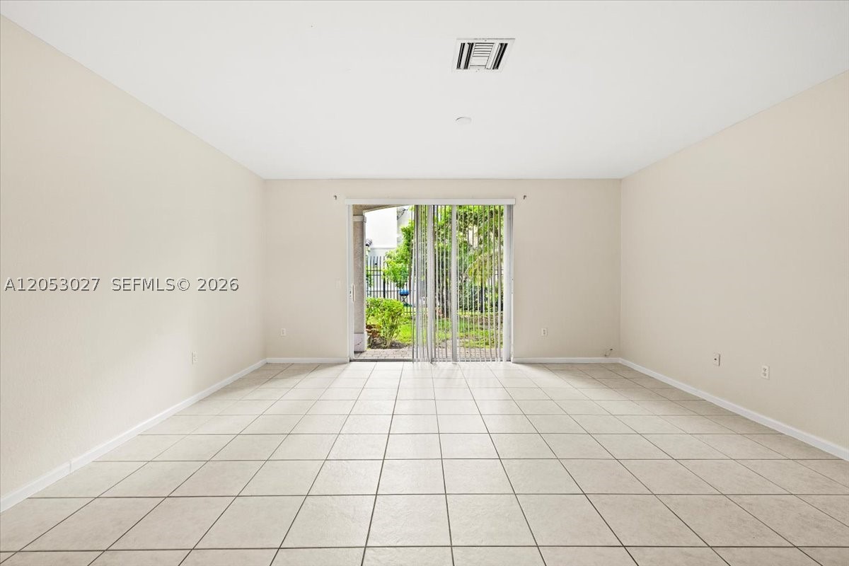 TUSCANY NO 3 CONDO - Residential