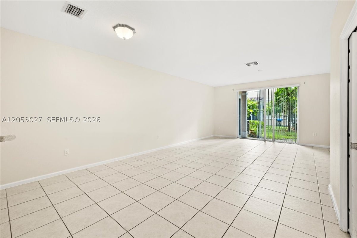 TUSCANY NO 3 CONDO - Residential