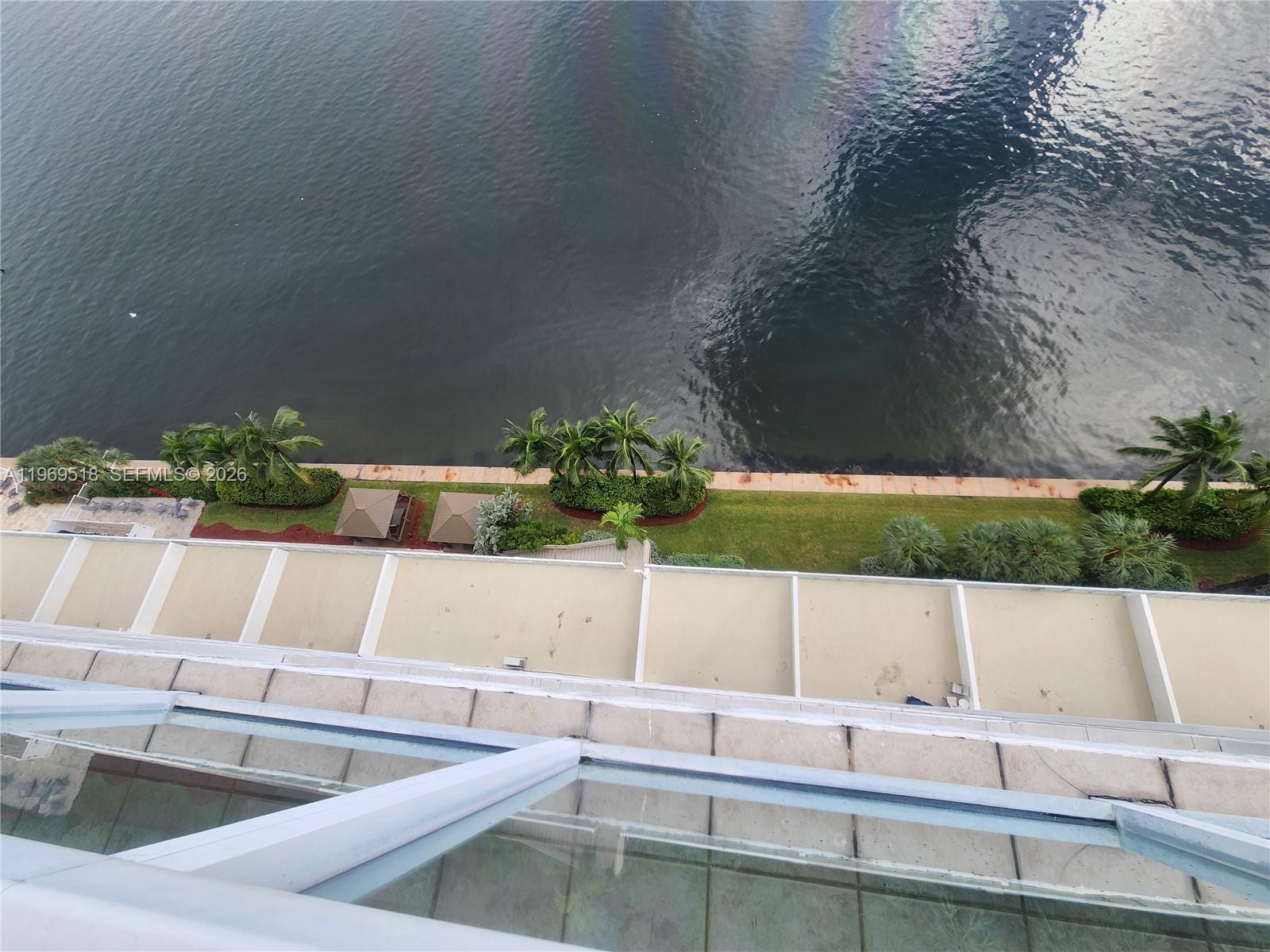 MARINA BAY CLUB - Residential