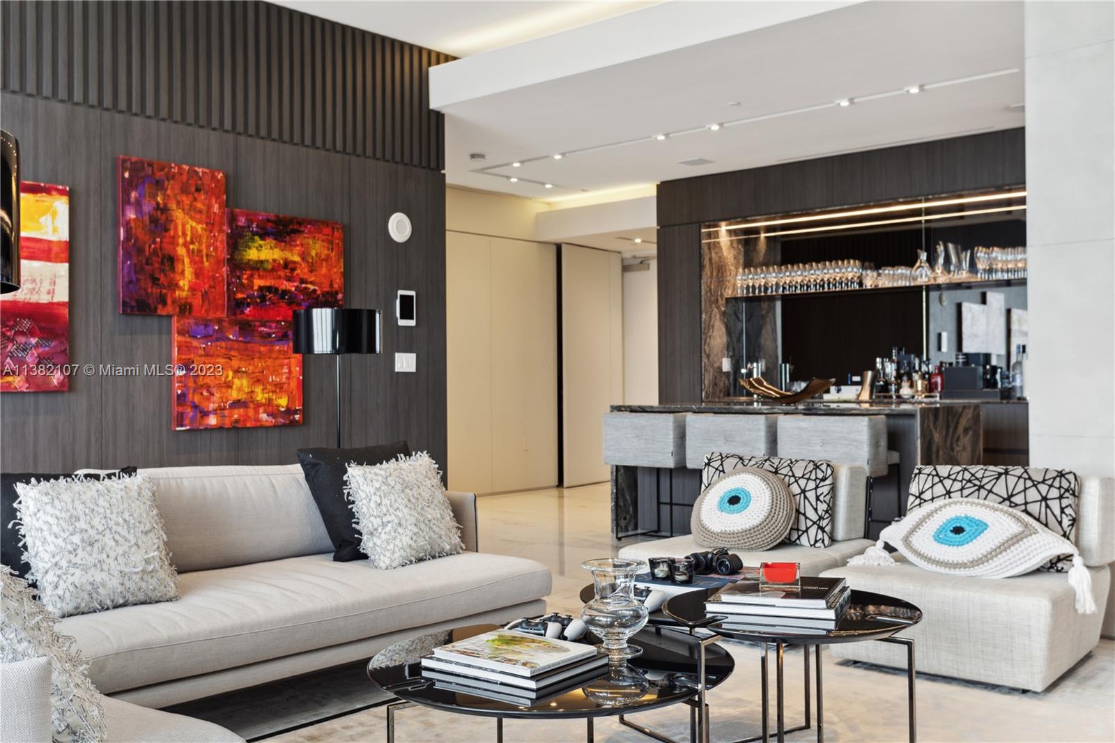 MUSE CONDO - Residential