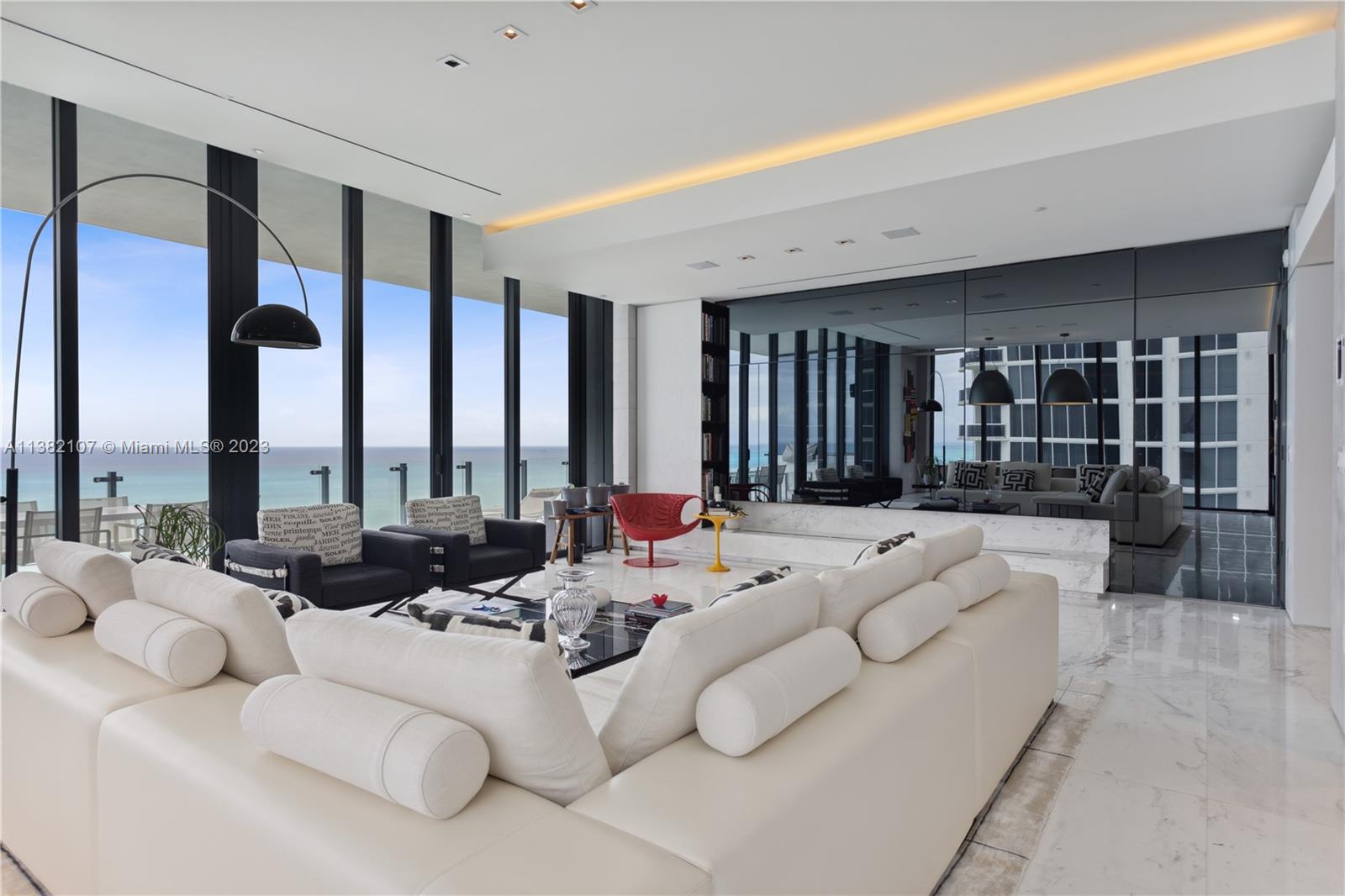 MUSE CONDO - Residential