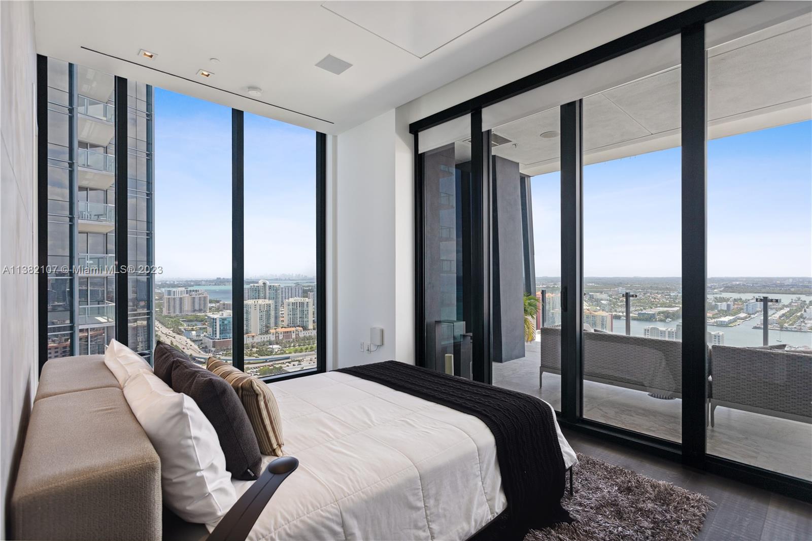 MUSE CONDO - Residential