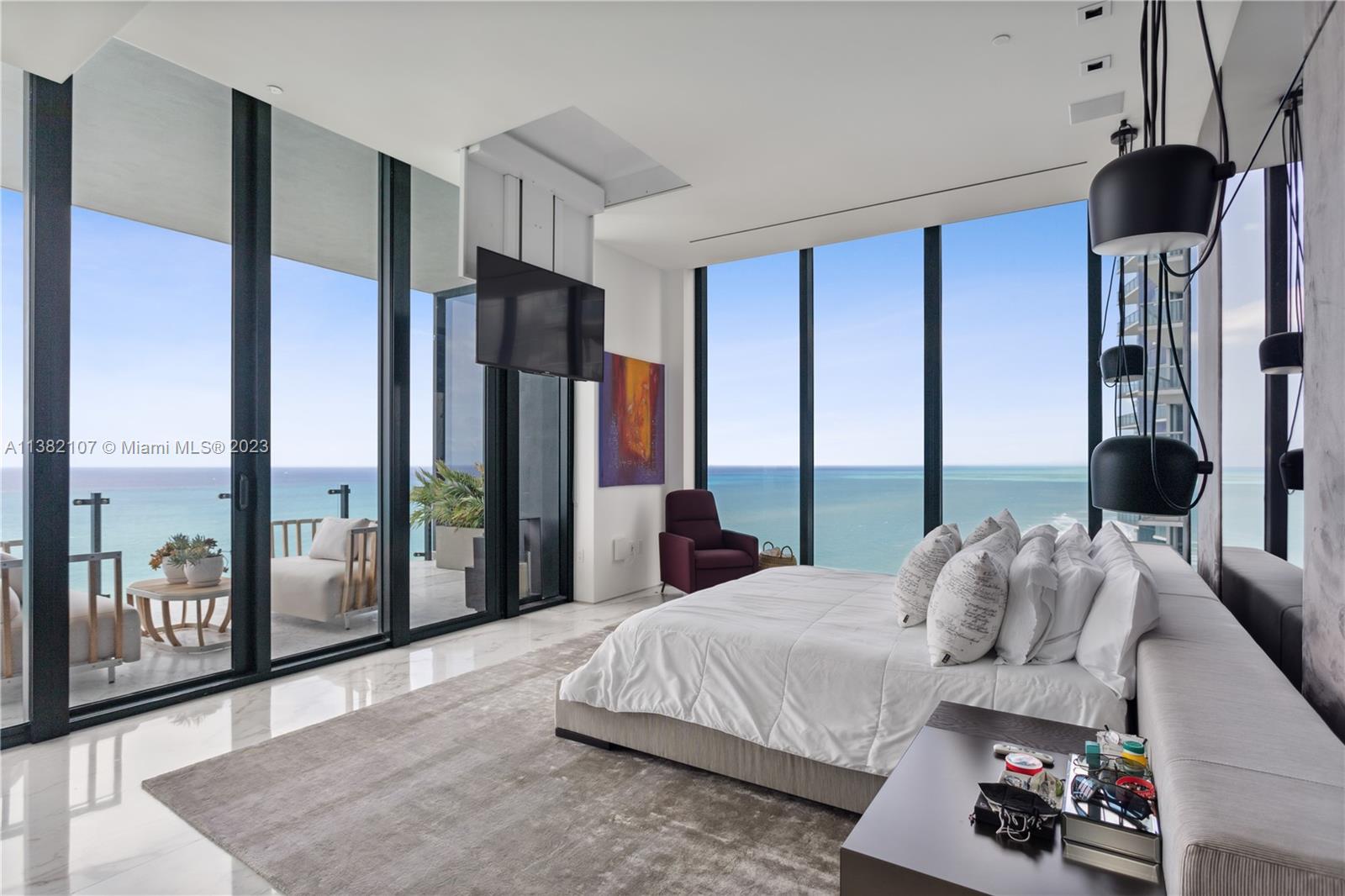 MUSE CONDO - Residential