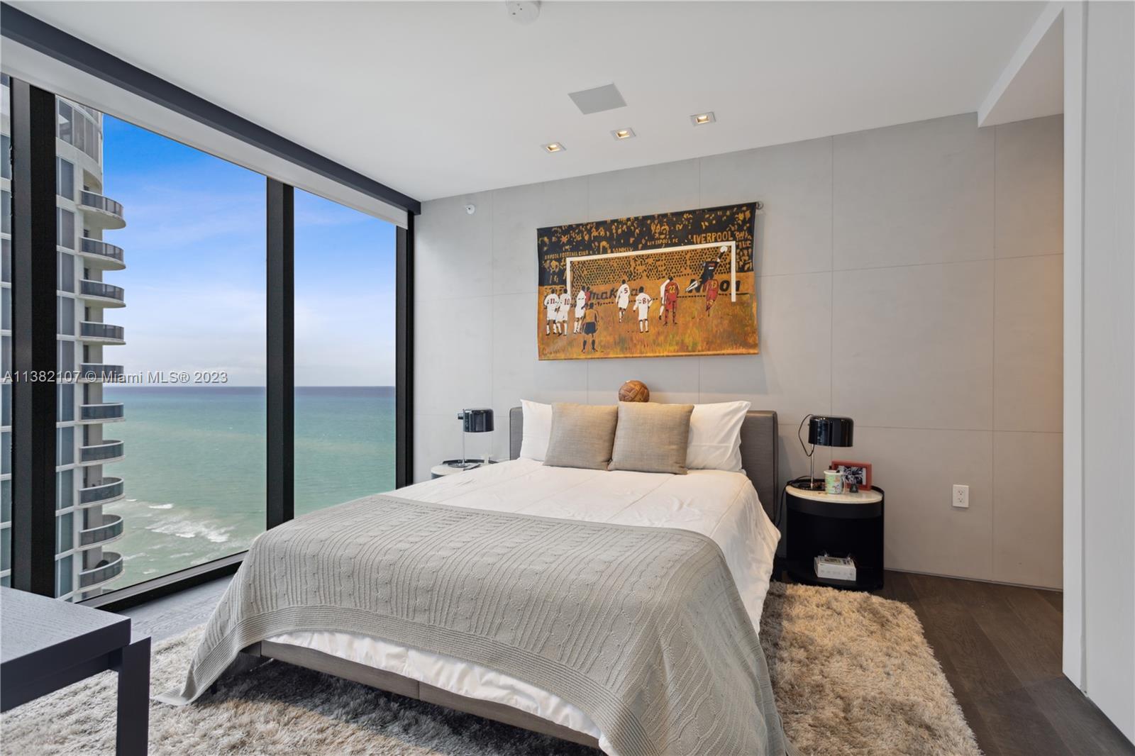 MUSE CONDO - Residential