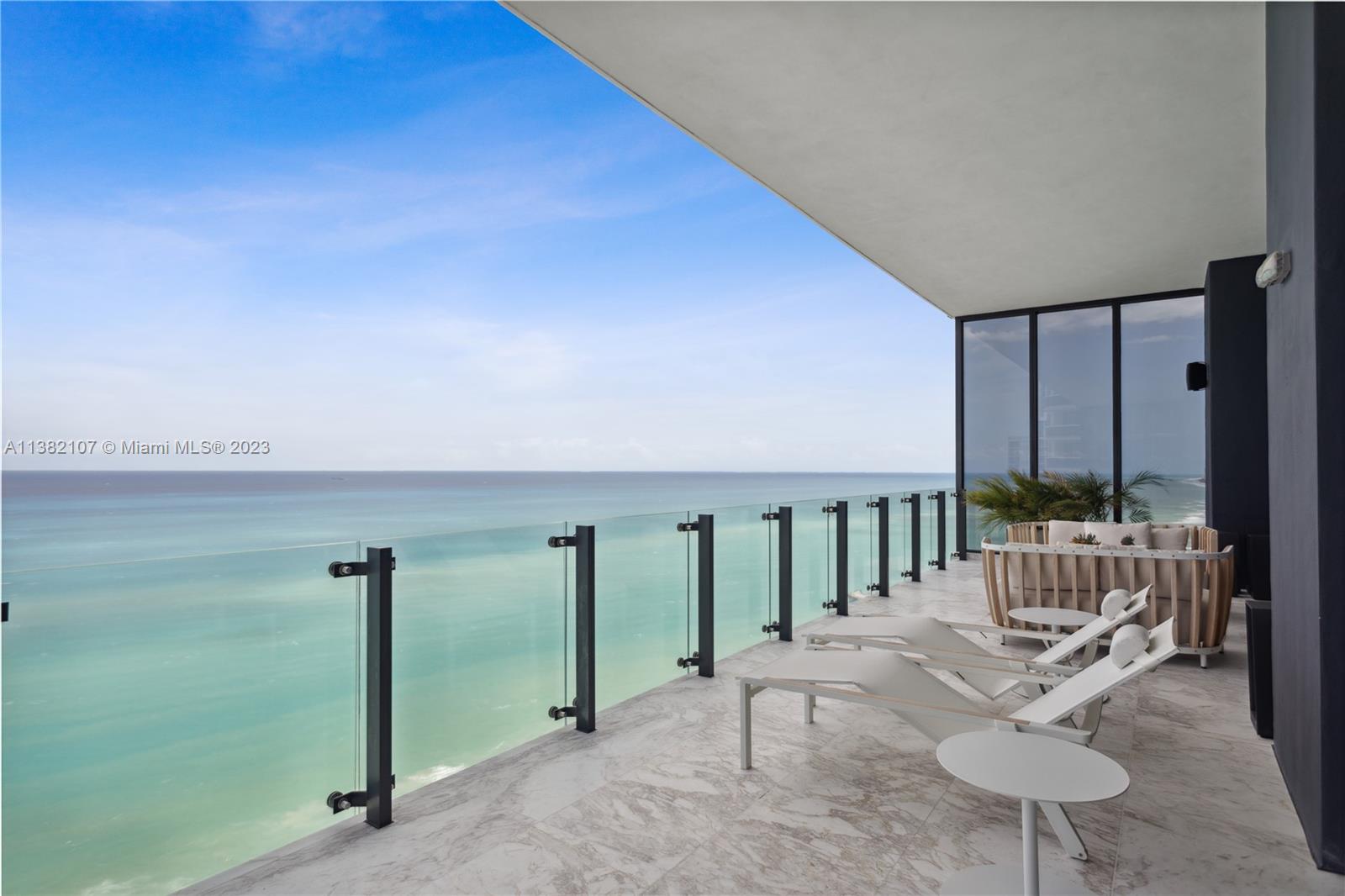 MUSE CONDO - Residential