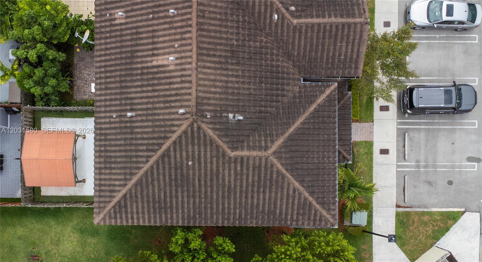 COCO PALM ESTATES - Residential