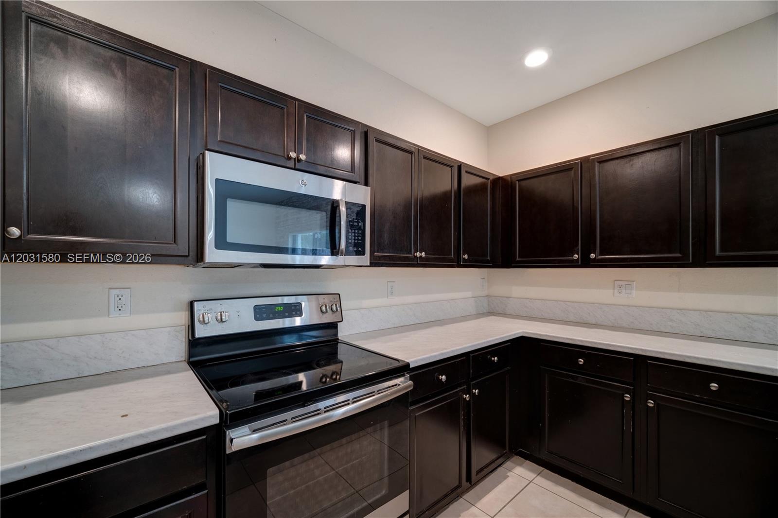COCO PALM ESTATES - Residential