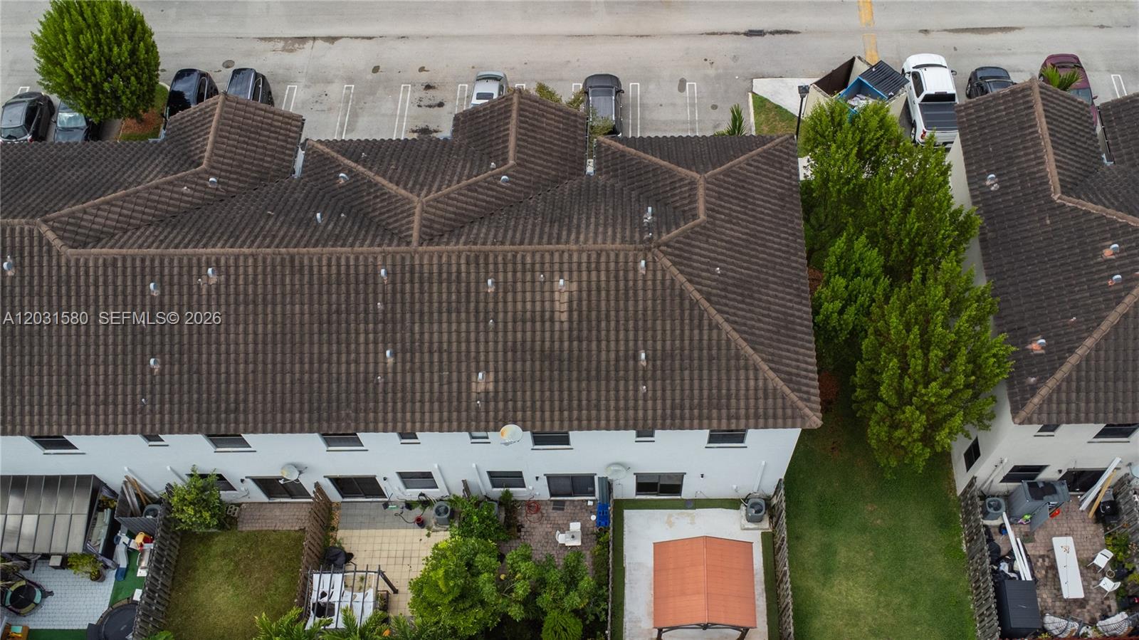 COCO PALM ESTATES - Residential