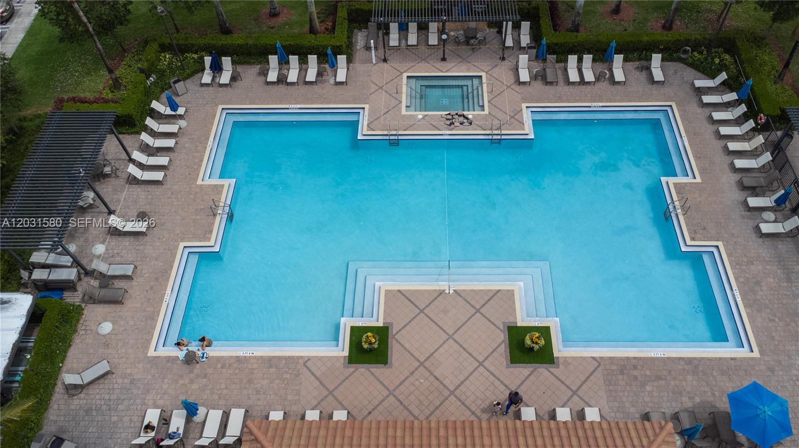 COCO PALM ESTATES - Residential