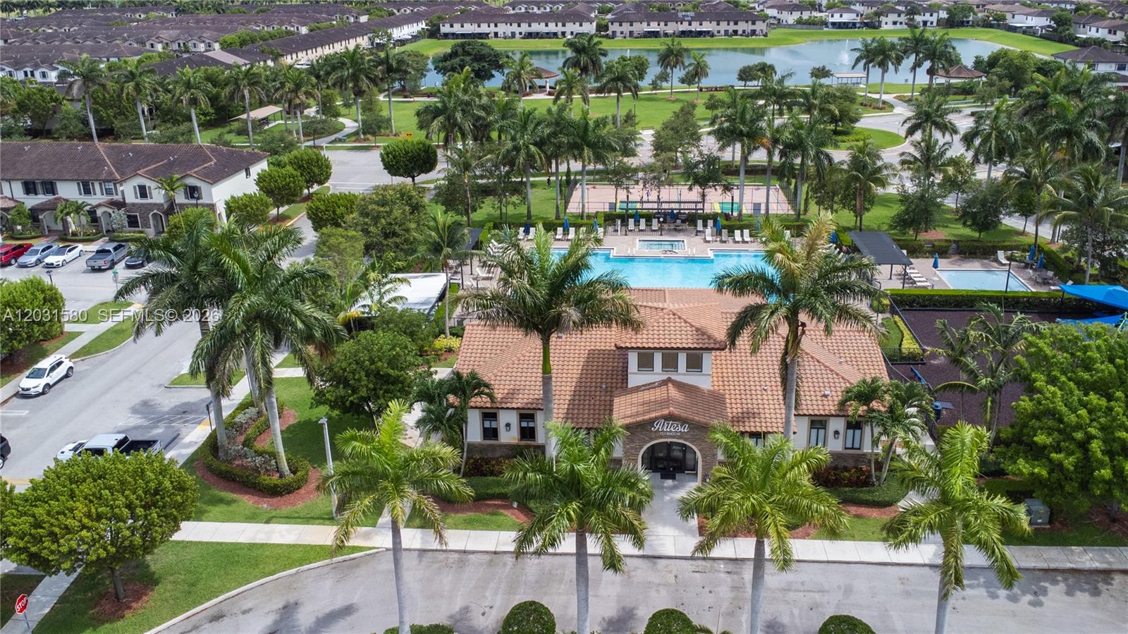 COCO PALM ESTATES - Residential
