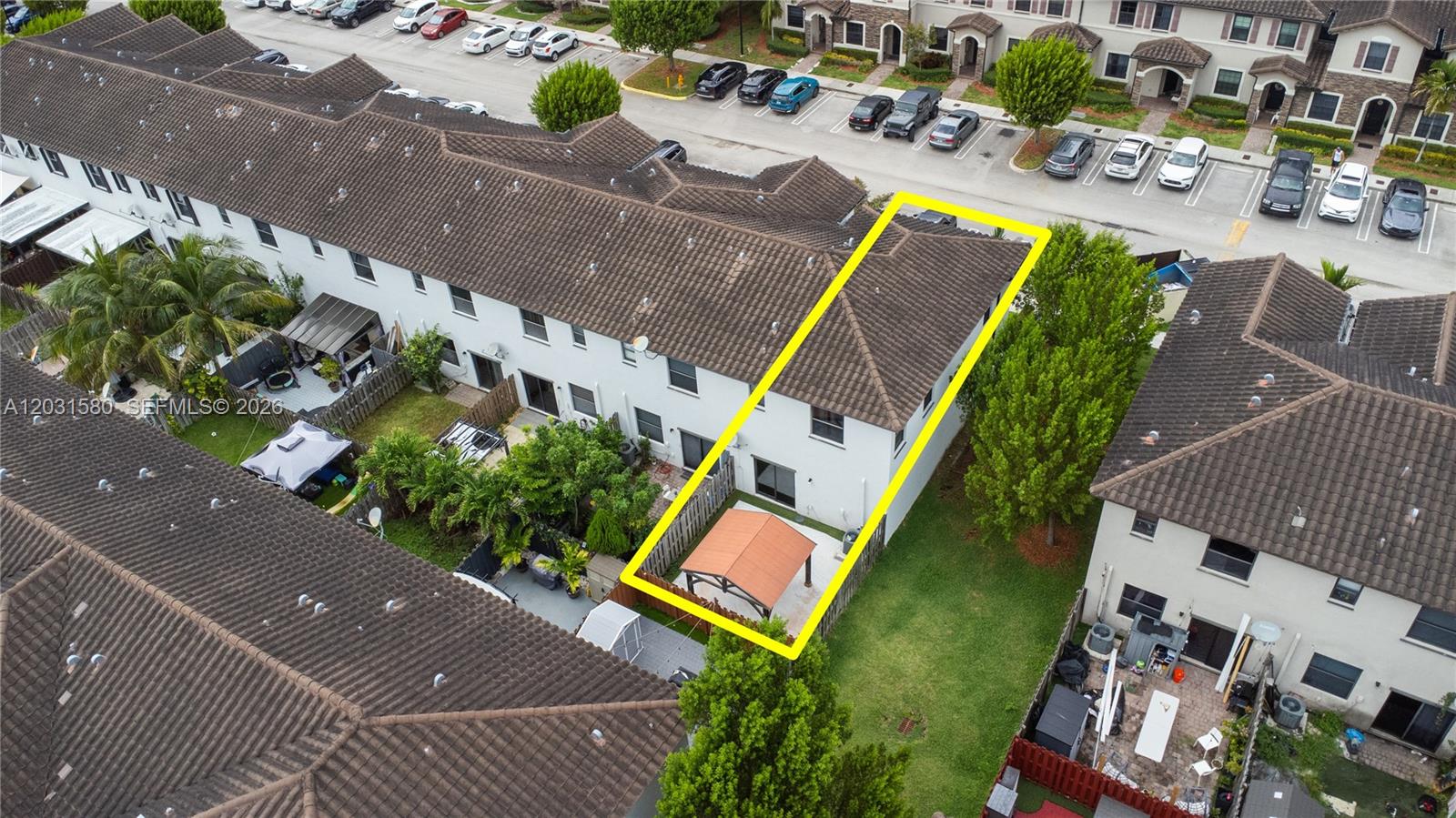 COCO PALM ESTATES - Residential