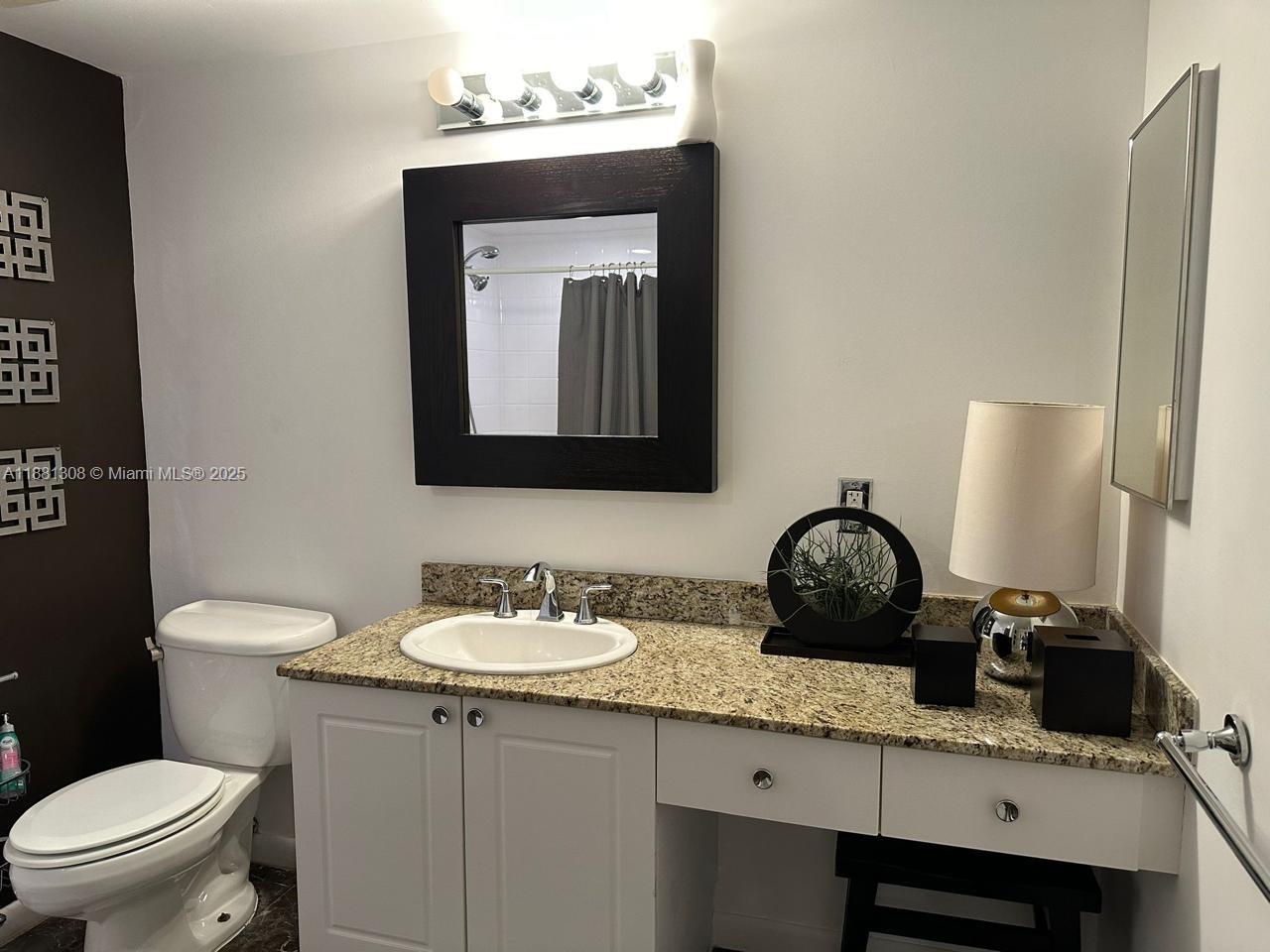 Turnberry on the Green - Residential