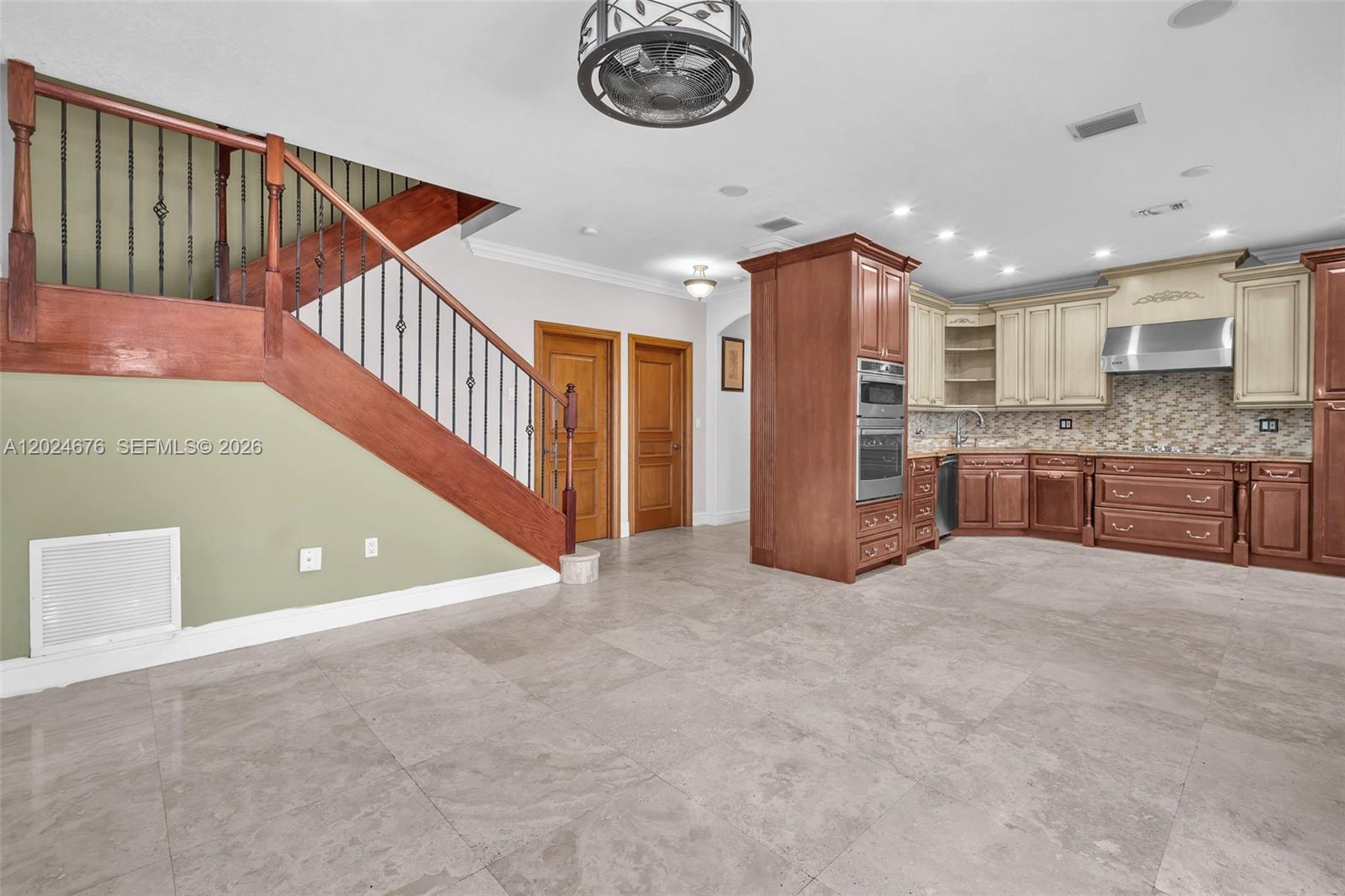 CENTURY ESTATES 1ST ADDN - Residential Lease