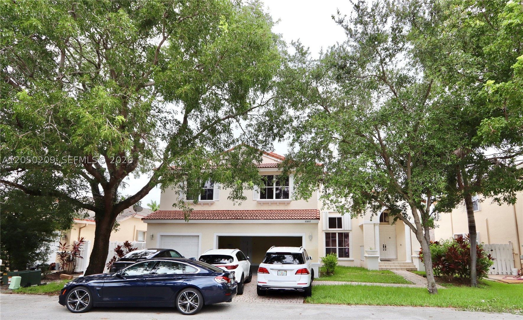 BANYAN OAKRIDGE PLAT - Residential
